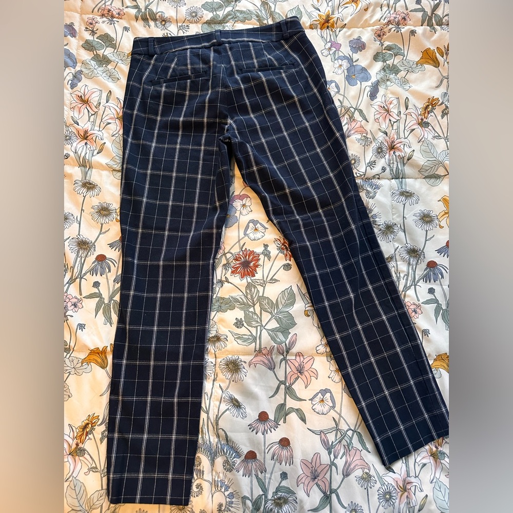 Banana Republic Sloan Plaid Ankle Pants – Size 2 - Picture 3 of 4
